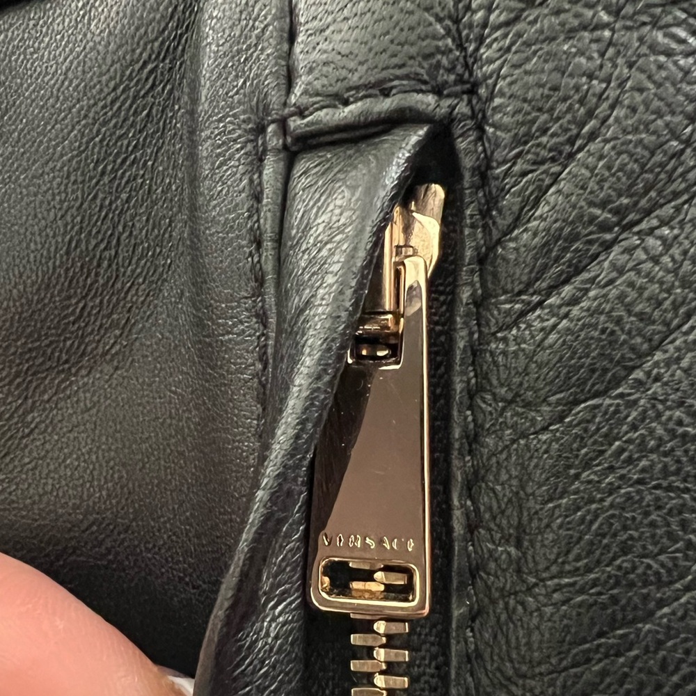 Versace Black Quilted Leather Pants – IT 36 | Authentic - Picture 10 of 15